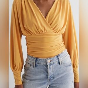 Express Skimming Surplice V-neck Long sleeves Ruched bodysuit size L